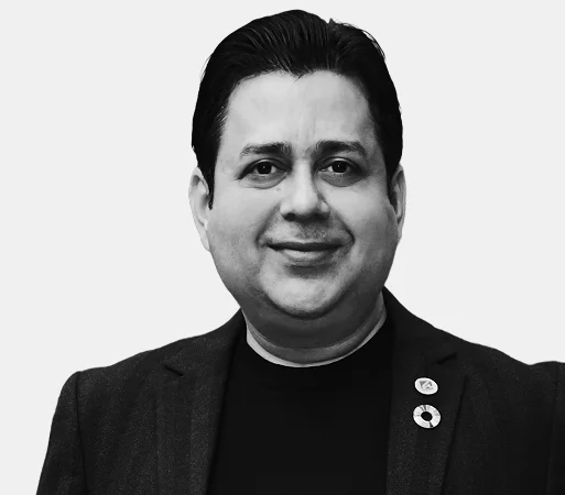 Vivek Shukla